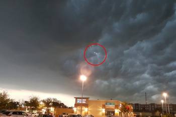 В Техасе зафиксировали НЛО в грозовом облаке