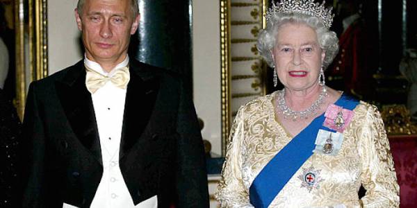 Президент Путин заявляет, что королева Елизавета "не человек"?
